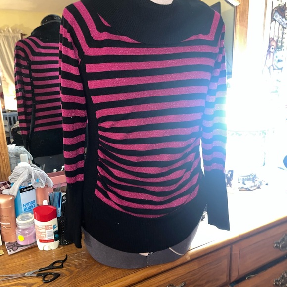 Striped Black and Pink shimmer Women's Sweater (totally 80’s look!) - Picture 1 of 6